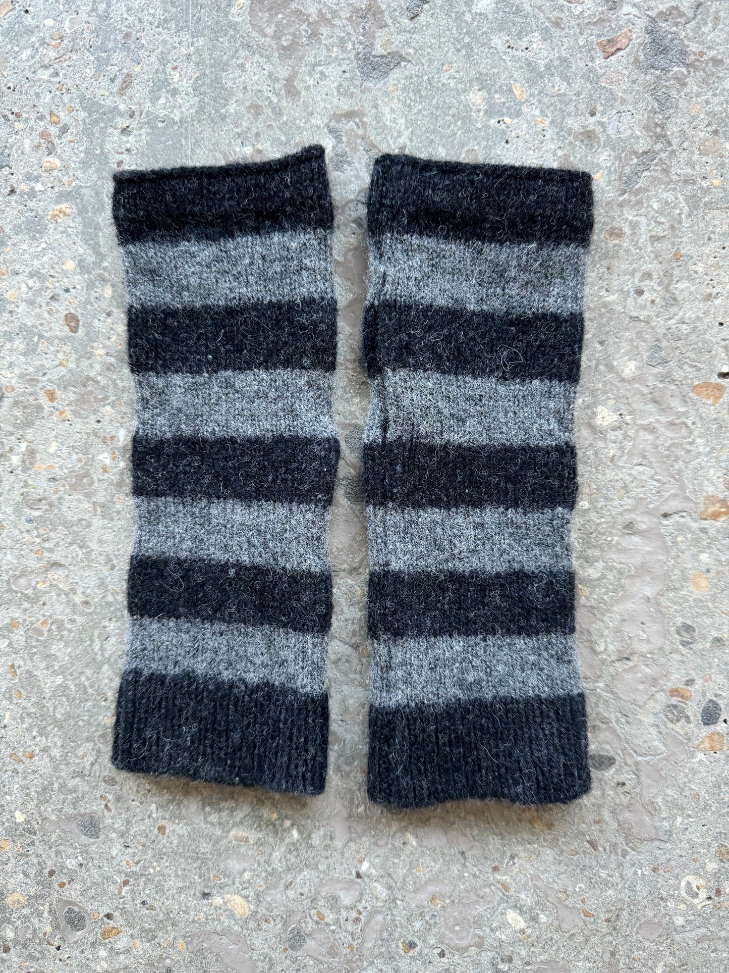 Charcoal & Cliff Striped Fingerless Golves